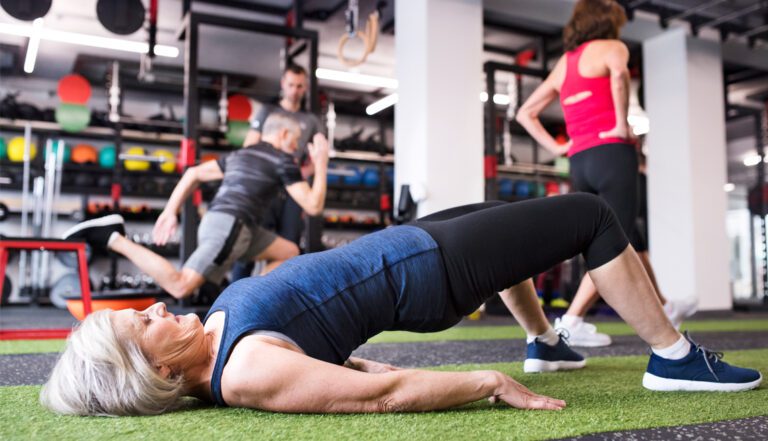 Qué músculo trabaja la patada: Guía completa de anatomía deportiva
