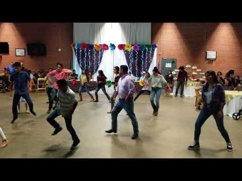 Baile de Caballo Dorado en concierto