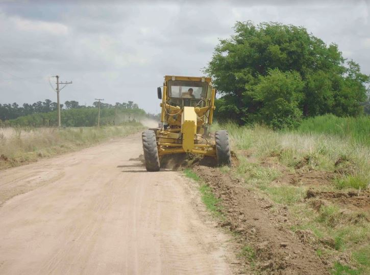 Caminos rurales en diferentes condiciones climáticas
